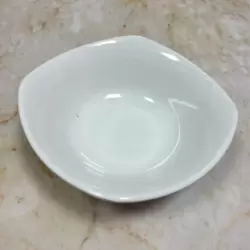 Dynasty Melamine Italy Designed 7 Inch Squair Bowl- White
